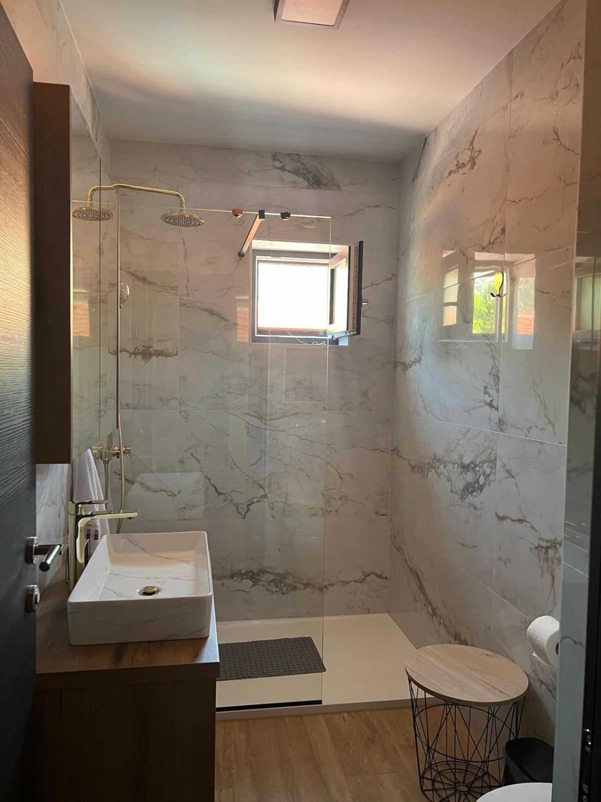 Apartmani Karla Paklenica Starigrad Paklenica Esterno foto