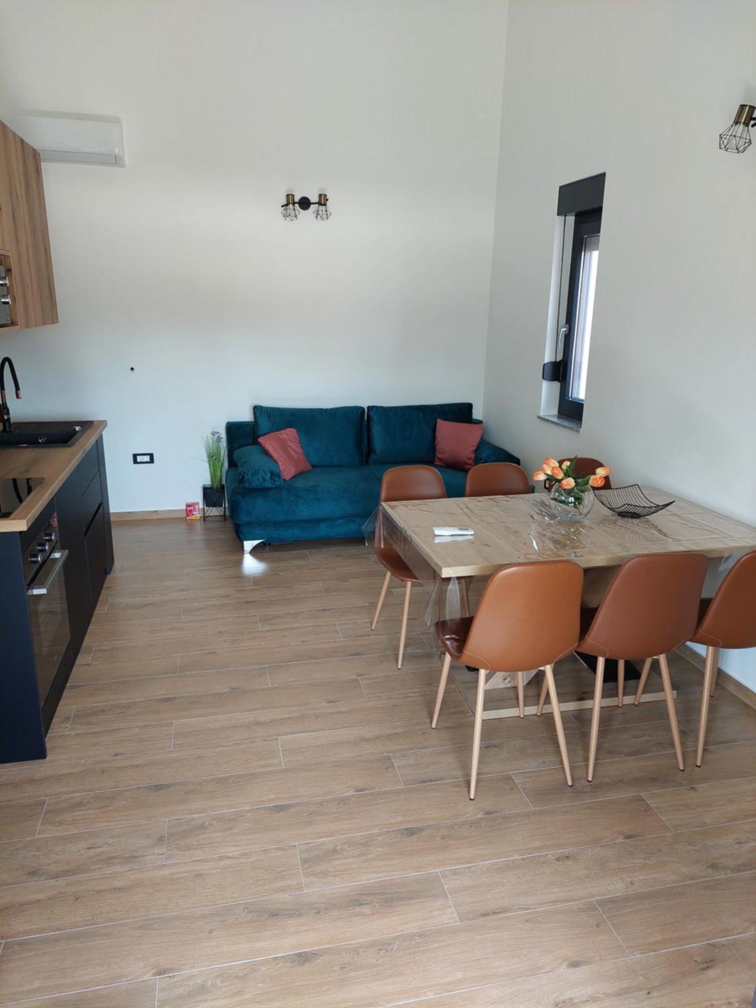 Apartmani Karla Paklenica Starigrad Paklenica Esterno foto