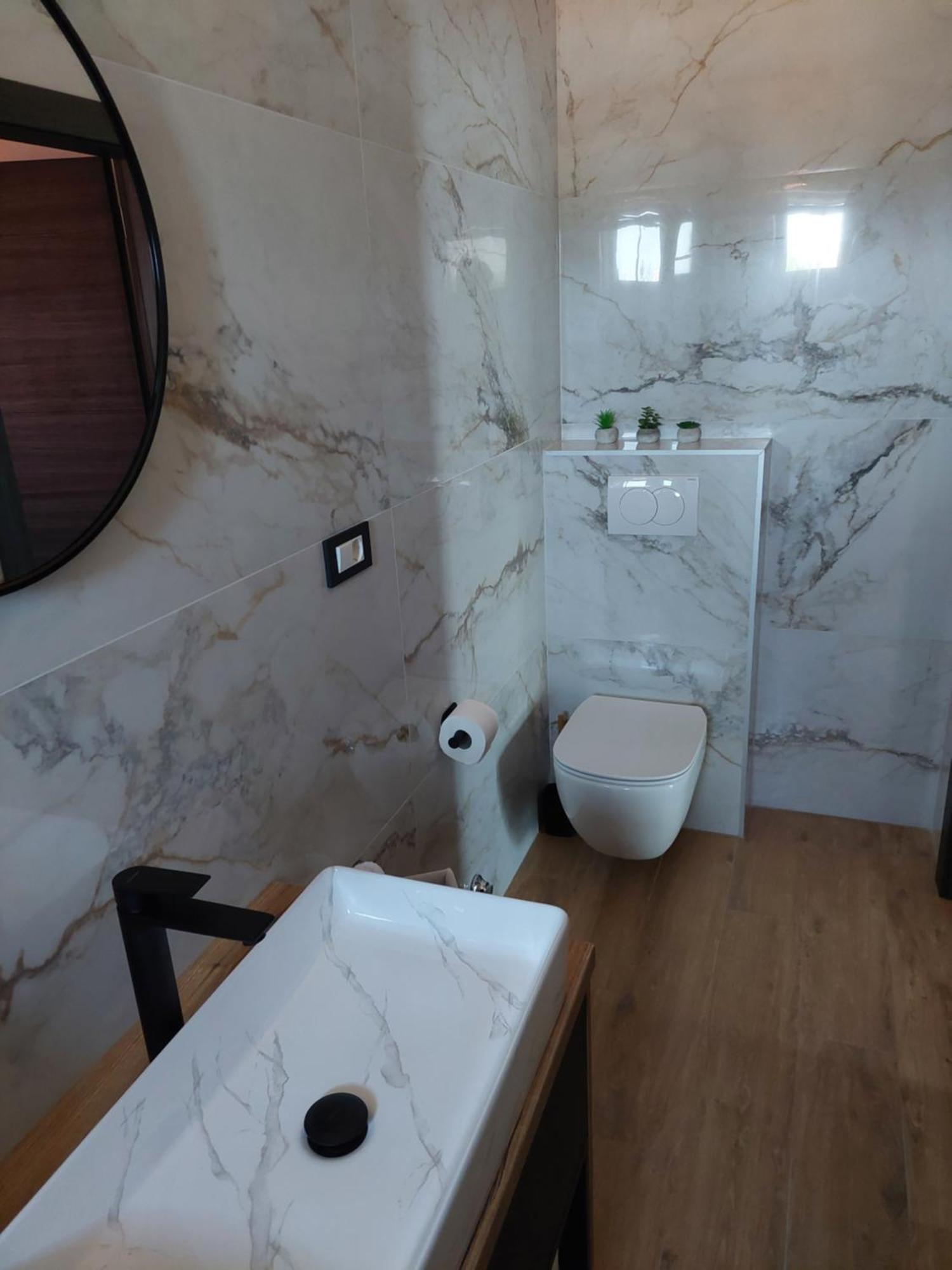 Apartmani Karla Paklenica Starigrad Paklenica Esterno foto
