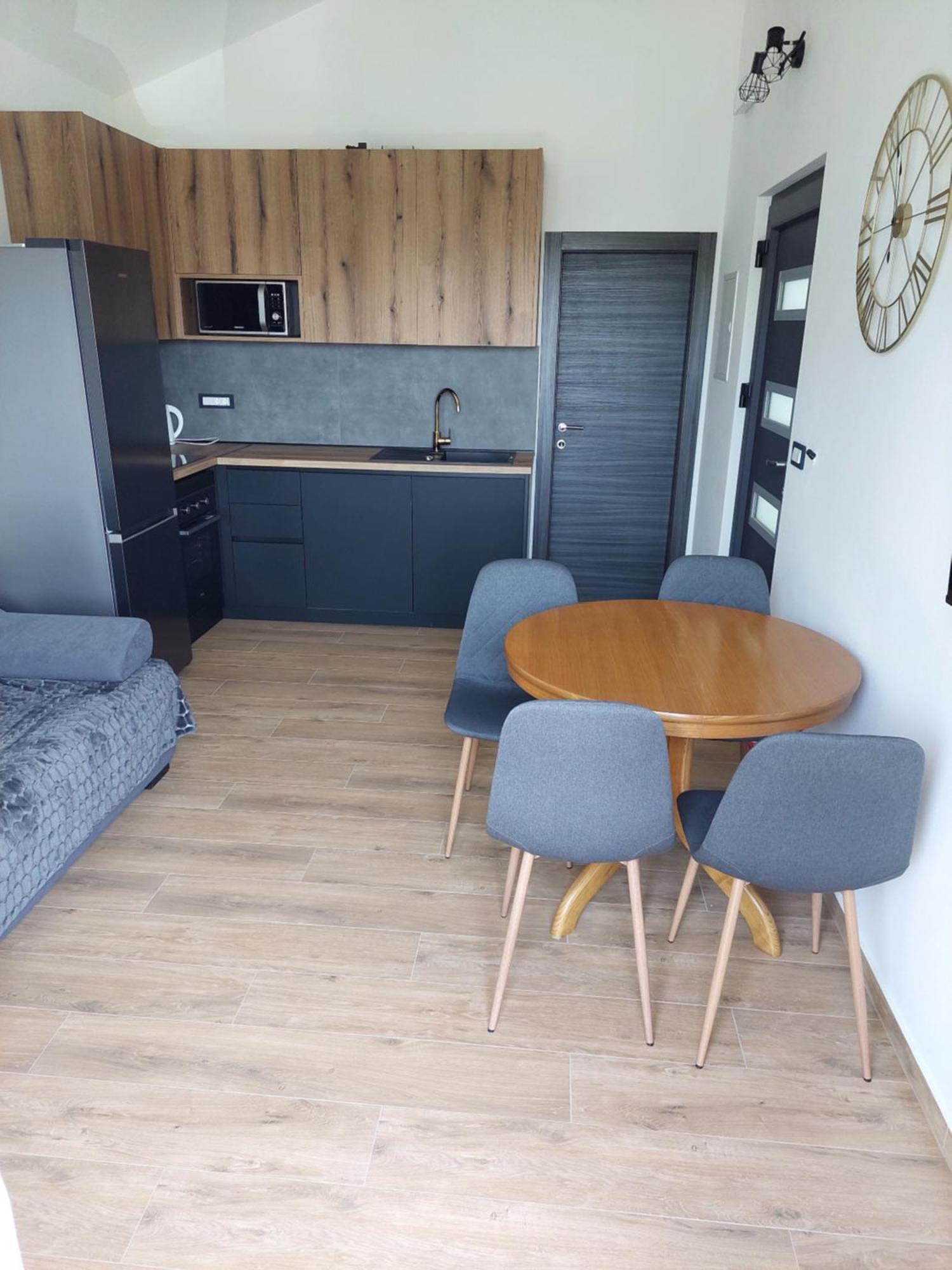 Apartmani Karla Paklenica Starigrad Paklenica Esterno foto